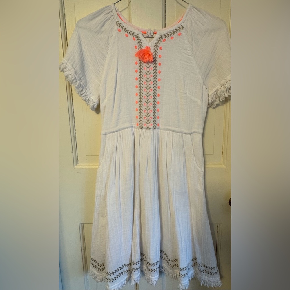 EUC Boden White Dress with Embroidered Details